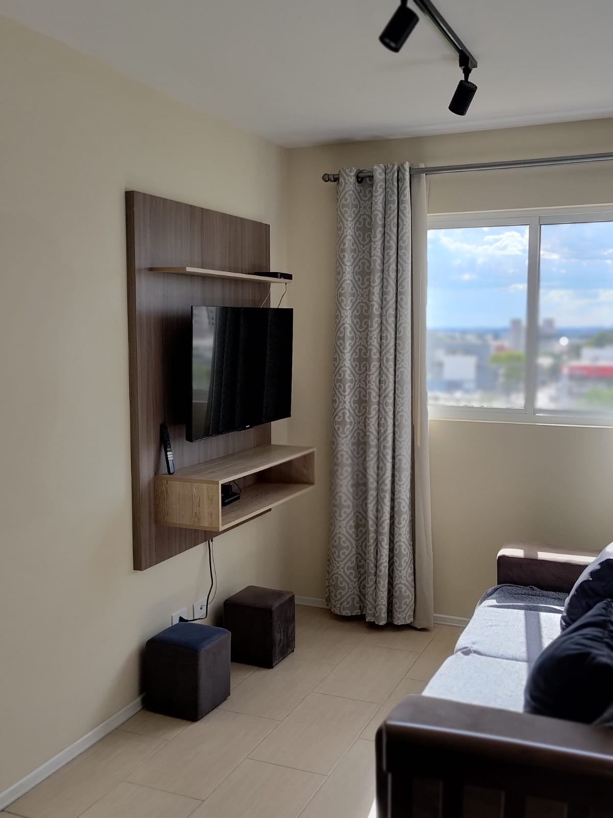 Airbnb em destaque: Comfortable studio with an excellent location! em Novo Mundo