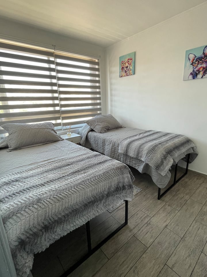 חדר עם 2 מיטות יחיד 