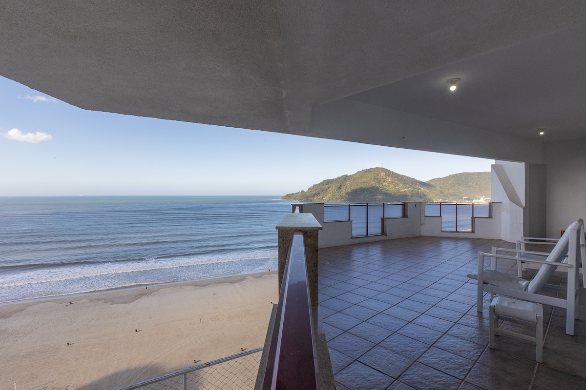Oceanfront Apartment Panoramic View BC Barra Sul - Flats for Rent in ... - Apartments With Panoramic Views Of Beach