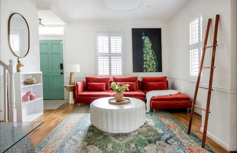Successful Airbnb property: Best of Cabbagetown – Historic, Stylish Home in Cabbagetown