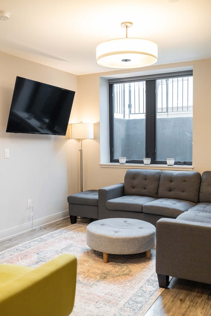 Stadium Suites · Private 3br · Ann Arbor U-m - Ann Arbor