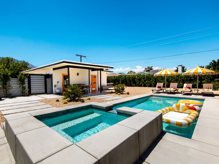 Casa Parocela | Mcm Desert Retreat W/ Pool + Spa - Palm Springs, CA