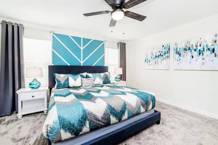 Sophistication meets tranquility in this beautifully designed bedroom, providing the perfect space for rest and relaxation. Full ensuite bath for your privacy and enjoyment.