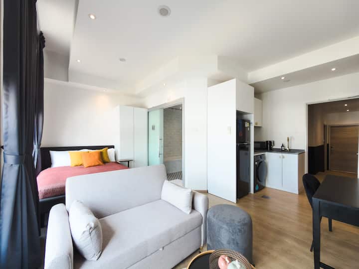 White House Studio Apartment – Prime Bugis - Singapore