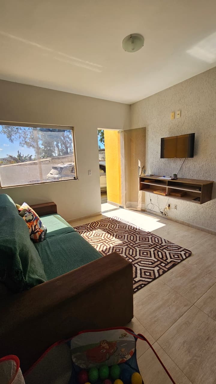 Espaço Familiar Com Piscina - Esmeraldas
