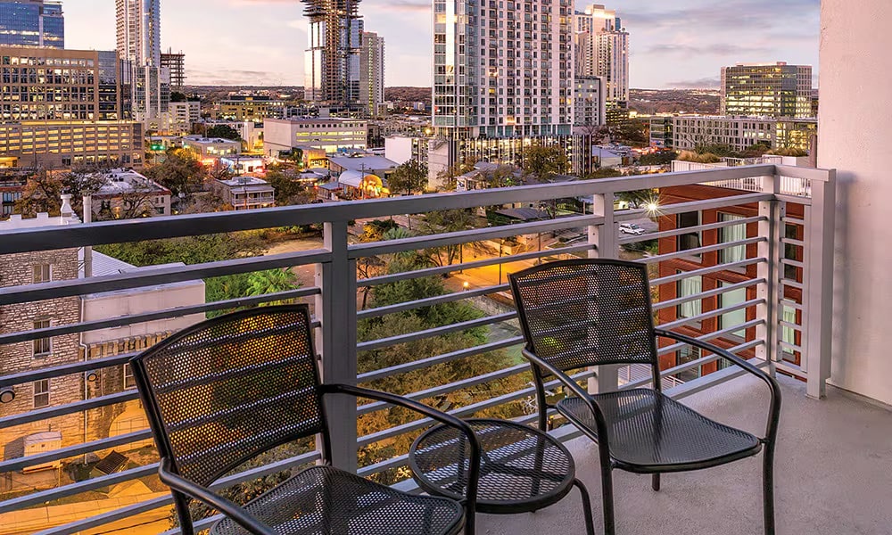ACL Luxury 1BR/Sleeps 4 Downtown Austin