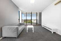 Waterloo - 707/22 Danks St