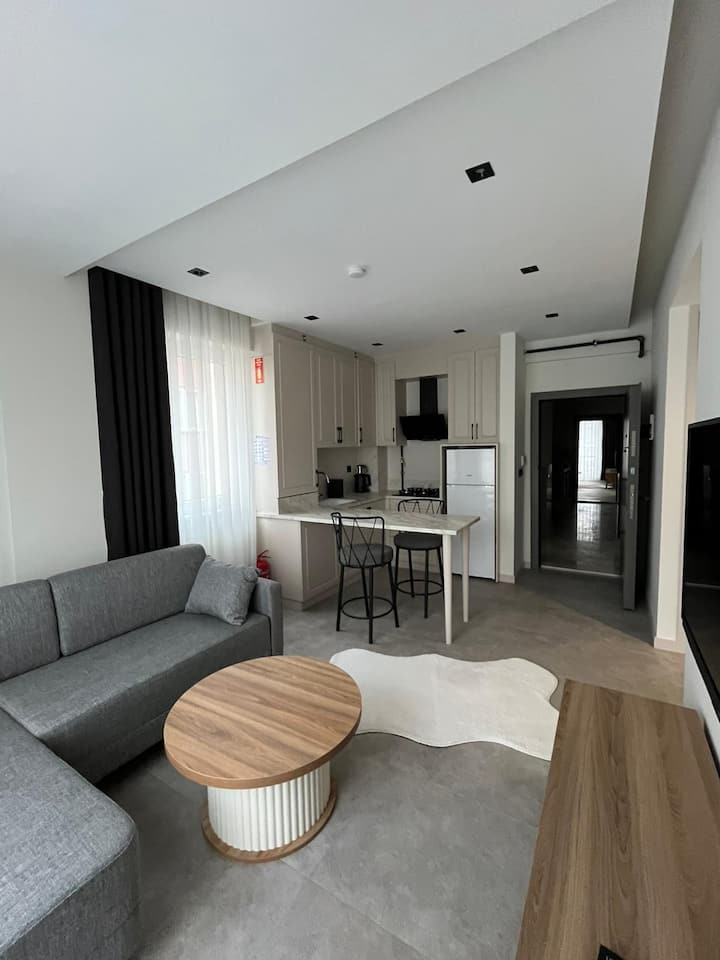 Denizli De Lüks Ve Konforun Buluştuğu Cali̇ Suit - Denizli