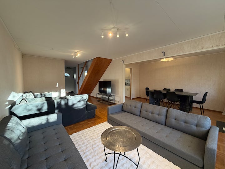 Workershouse 4 Br 8 Beds Volvo Parking - Gothenburg