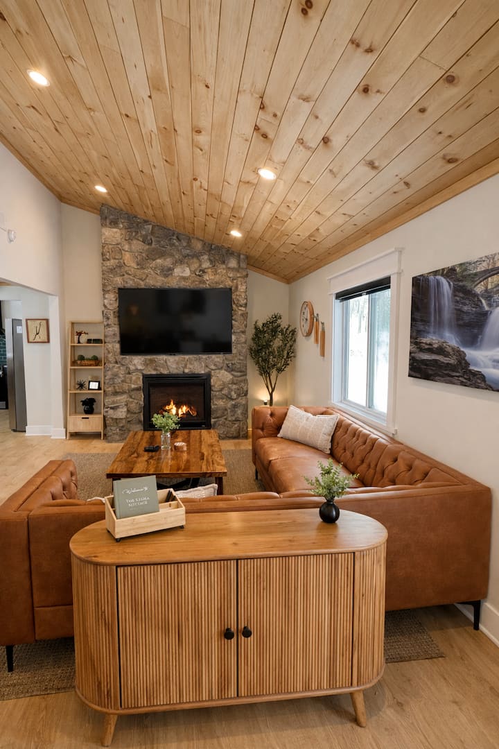 Wine Trail • Keuka Lake • Crispin Hill • Fire Pit - Penn Yan, NY