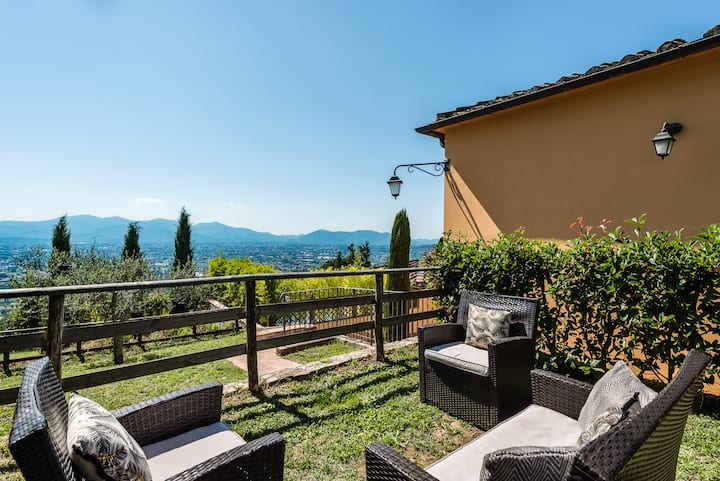 Panoramic View Apartment With Private Garden - Montecarlo