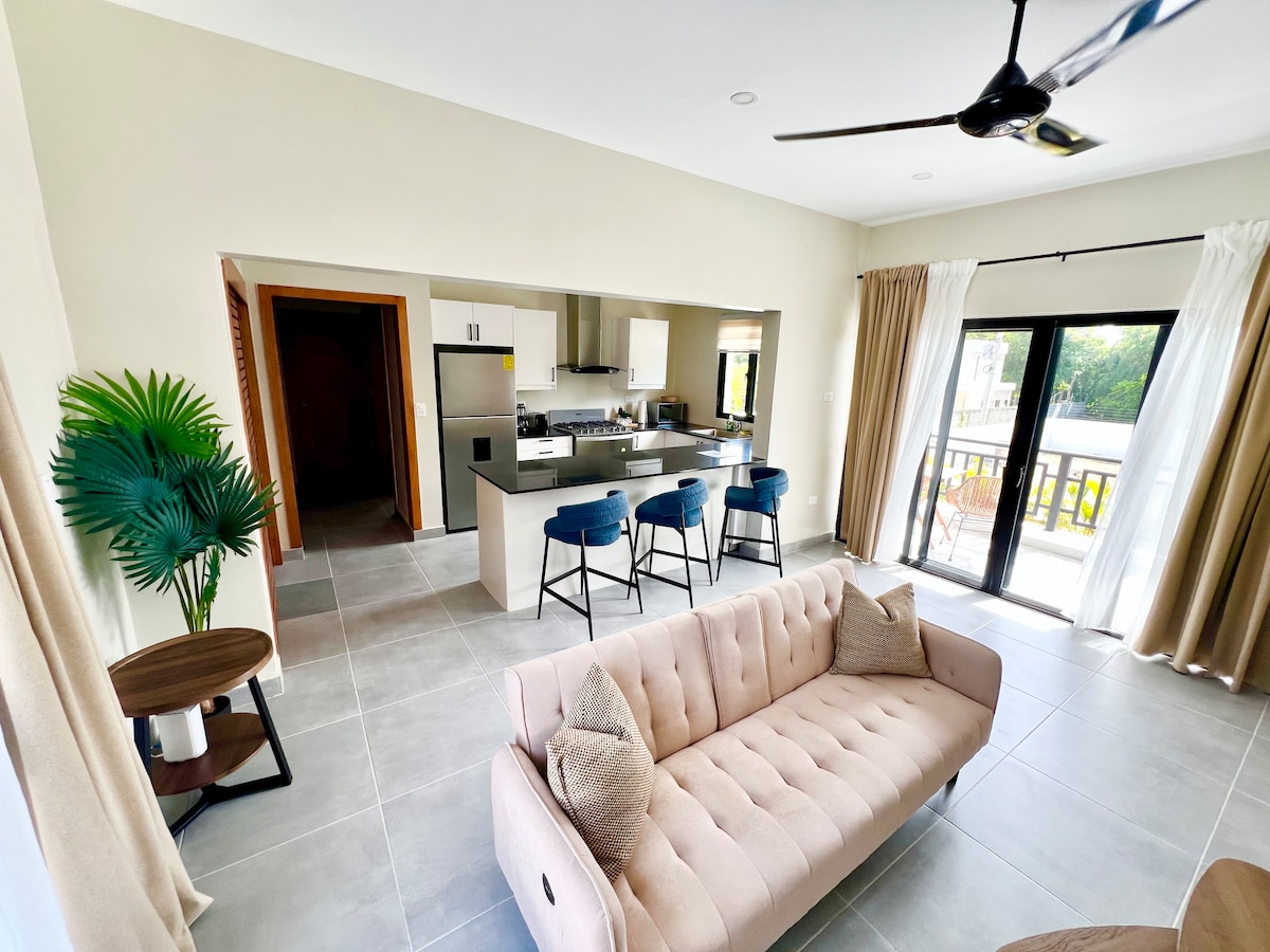 Modern Elegance Brand New 1BR Beachside Retreat 2B