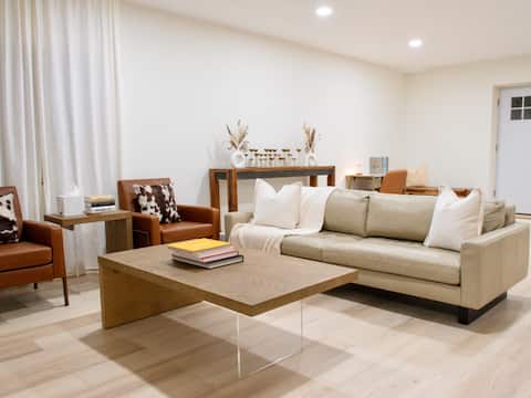 Top performing Airbnb: Modern Private FULL Suite • Near Airport & Denver in Aurora