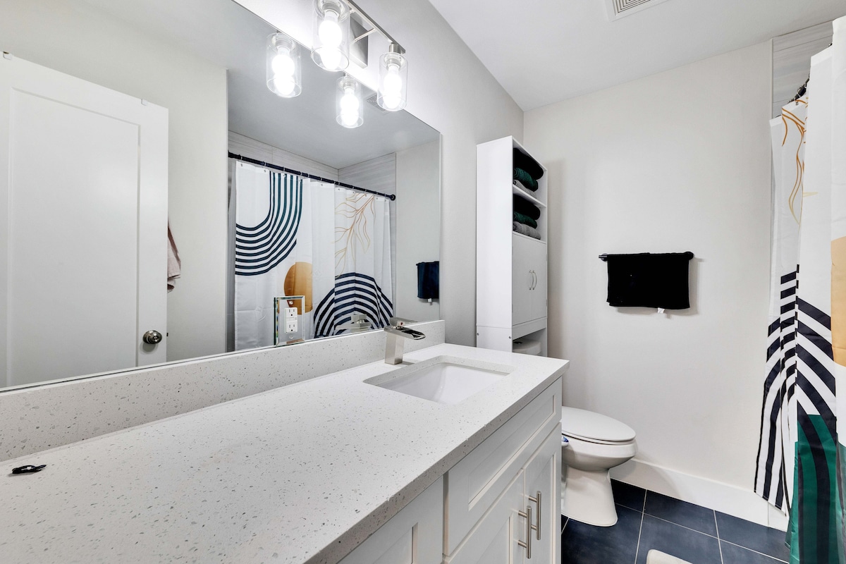 Charming Condo by Zilker & South Congress