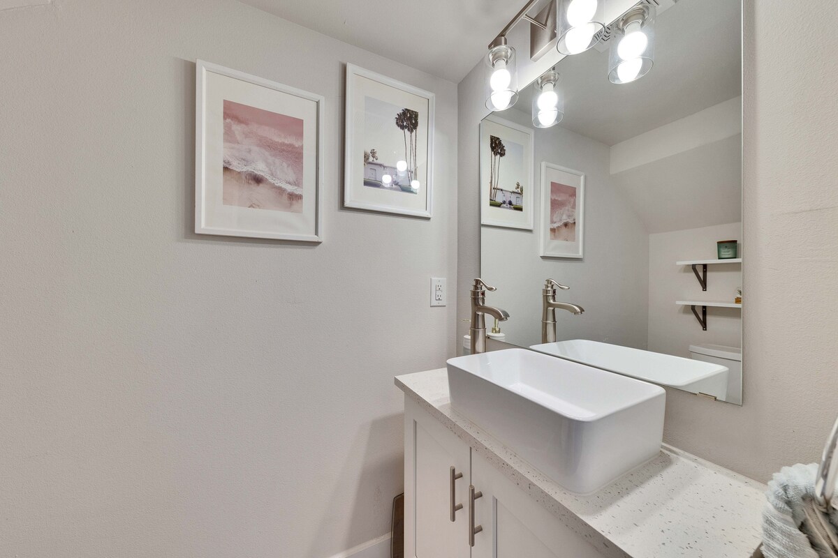 Charming Condo by Zilker & South Congress