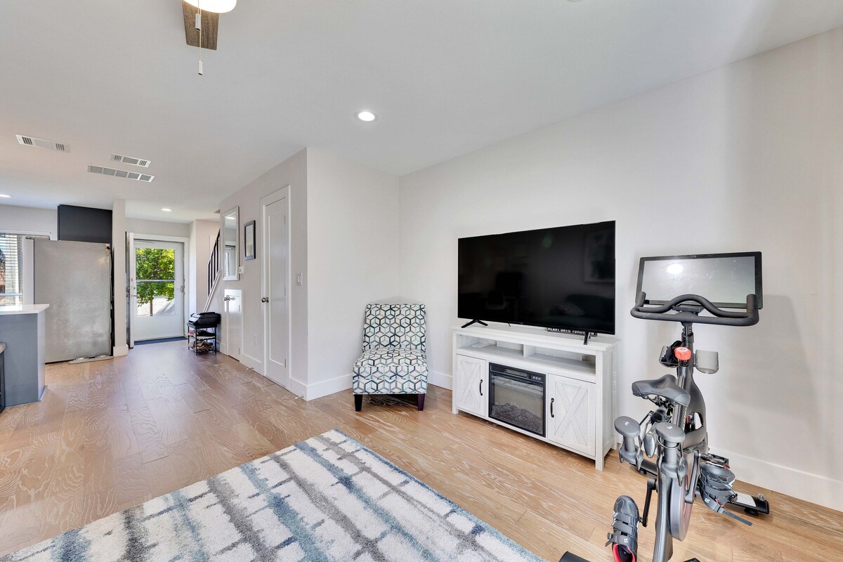 Charming Condo by Zilker & South Congress