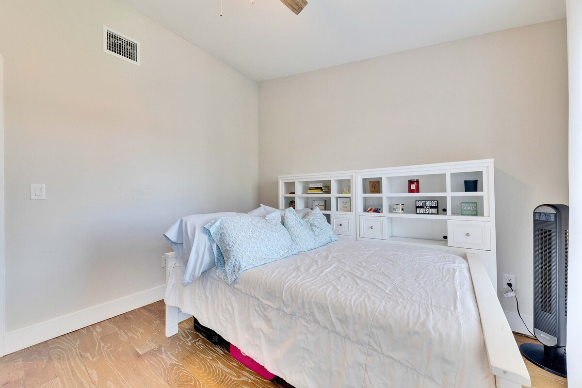 Charming Condo by Zilker & South Congress