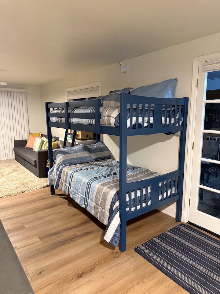 Spálňa 4