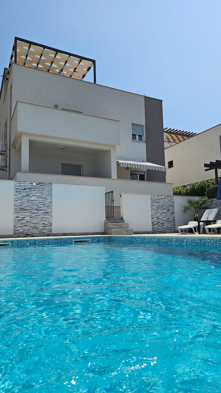 Villa Silver - Studio Apartman 1 - Starigrad-Paklenica