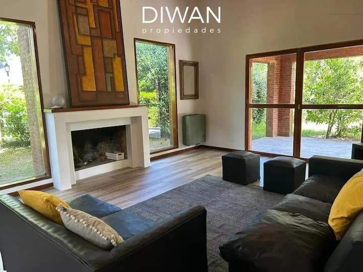 Casa Amplia En Pinamar Norte - A 4 Cuadras Del Mar - Pinamar