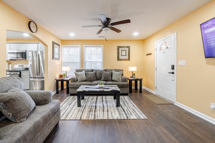 Modern 4br Ranch Near Mercedes Benz Stadium - Atlanta, GA