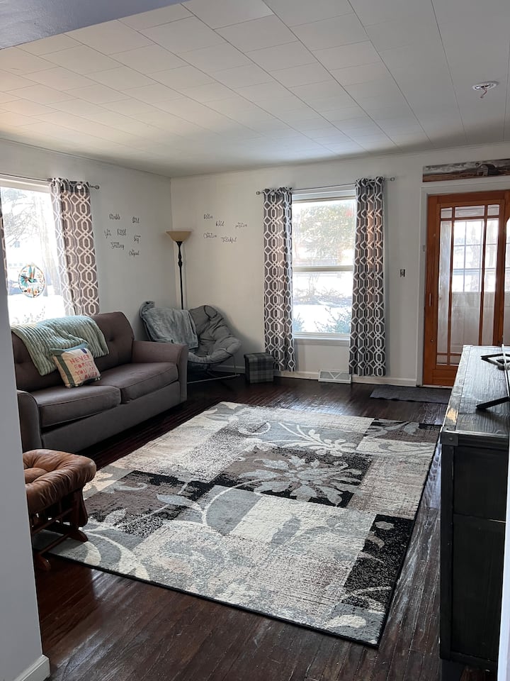 Cozy N Convienant - Mount Pleasant, MI