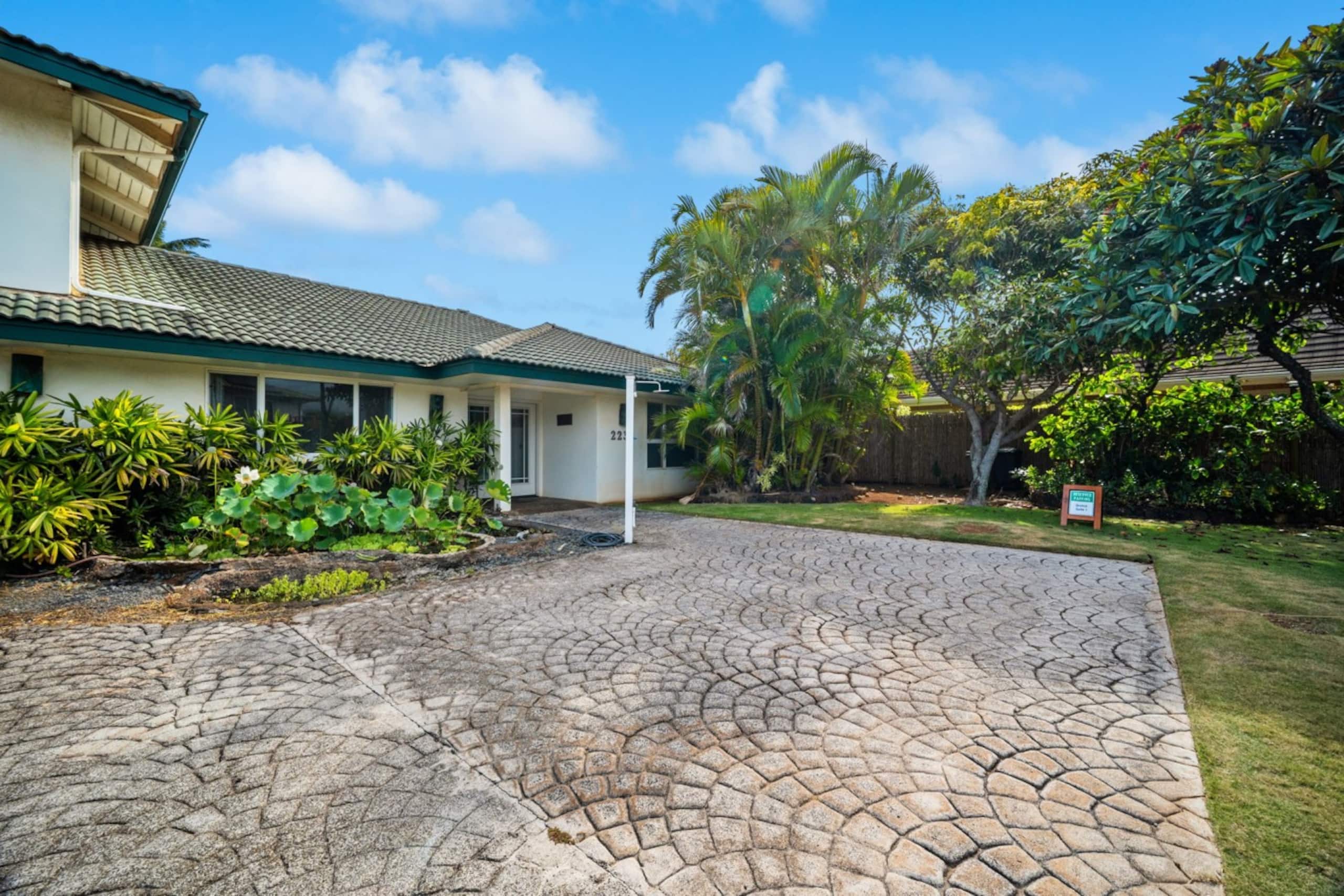 New! Studio Suite with Pool by Beach with AC - Photo 30