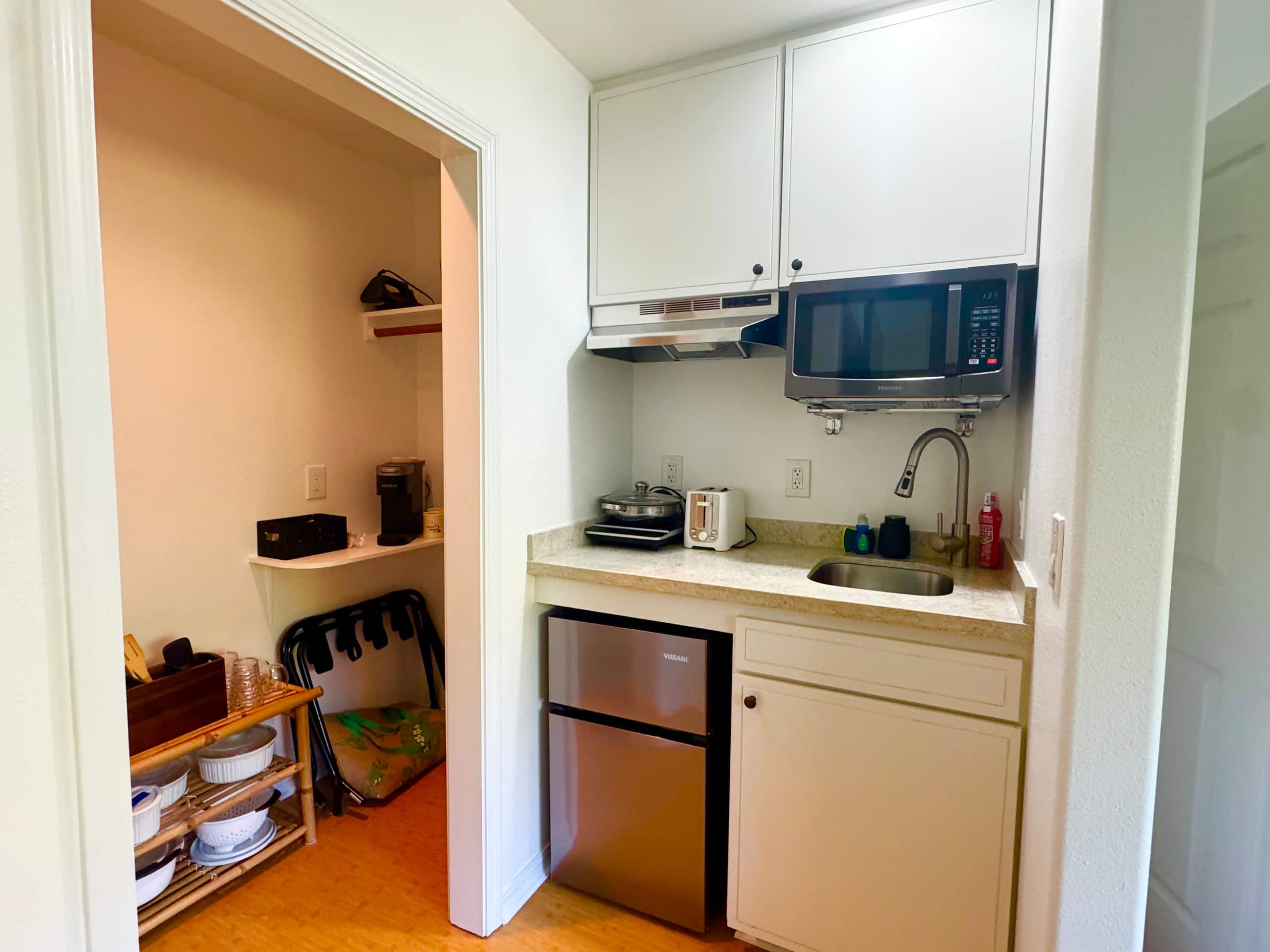 New! Studio Suite with Pool by Beach with AC - Photo 14