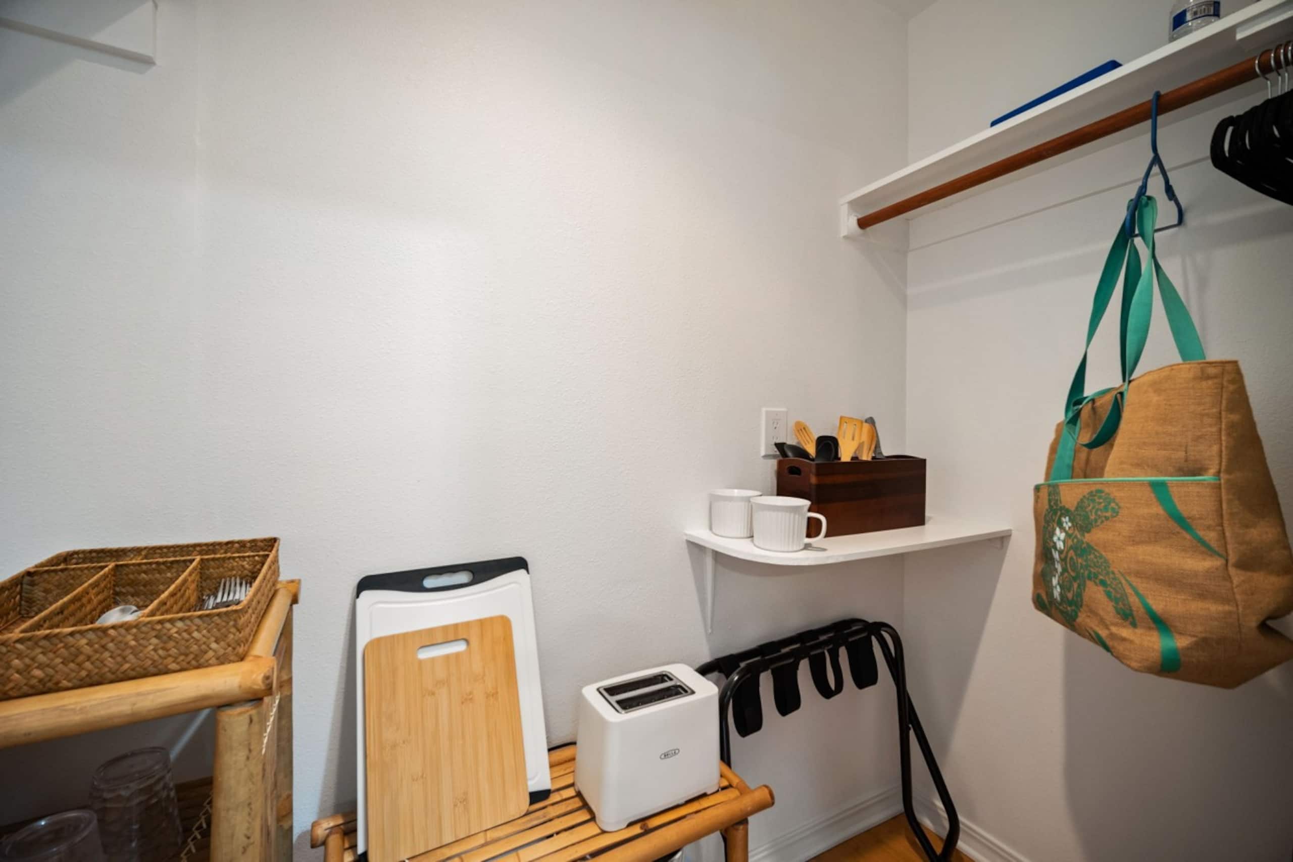 New! Studio Suite with Pool by Beach with AC - Photo 38