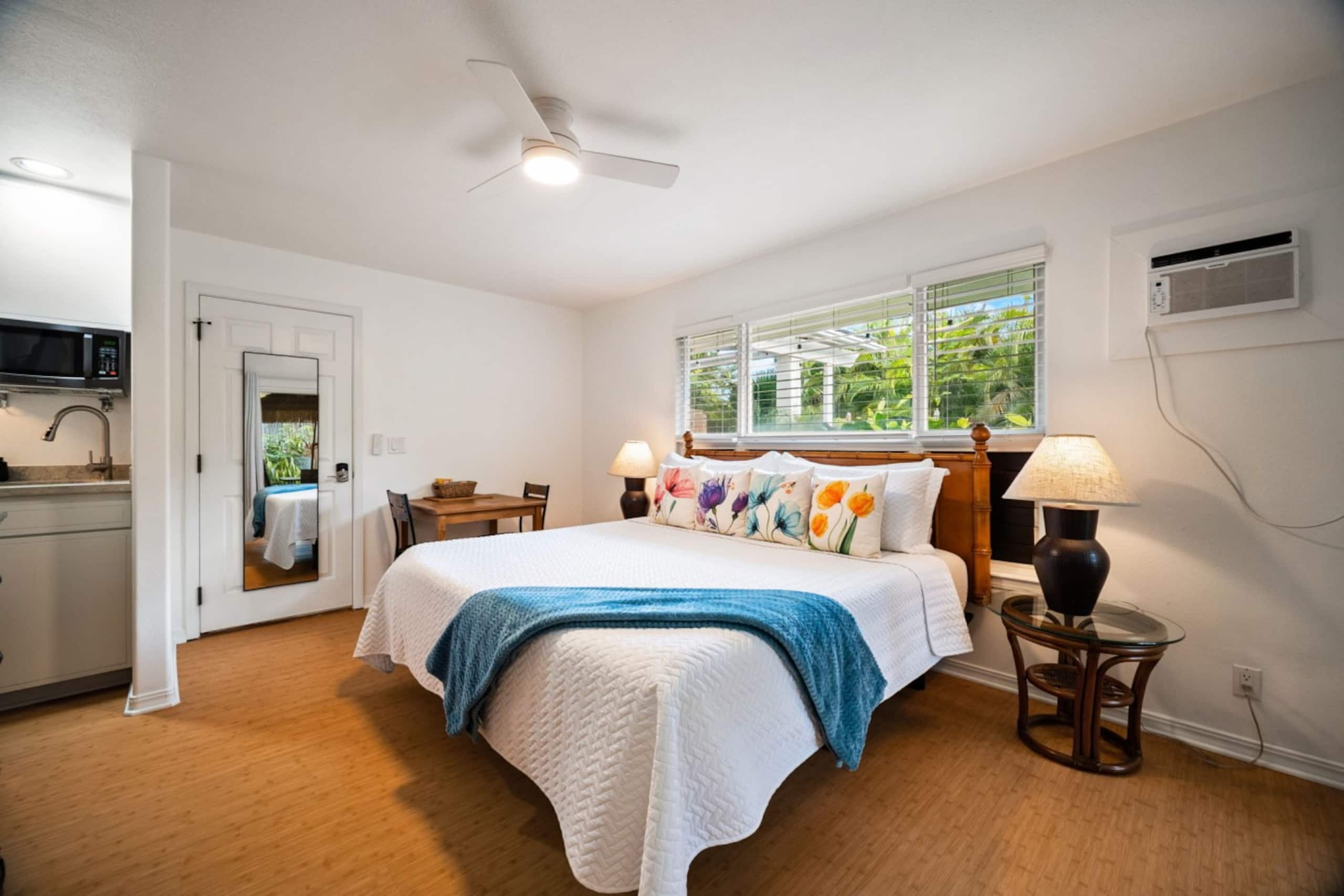 New! Studio Suite with Pool by Beach with AC - Photo 20