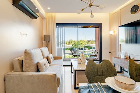 Successful Airbnb property: Top 1% | Private Residence | Luxury 1BR|Atlas View in Tassoultante