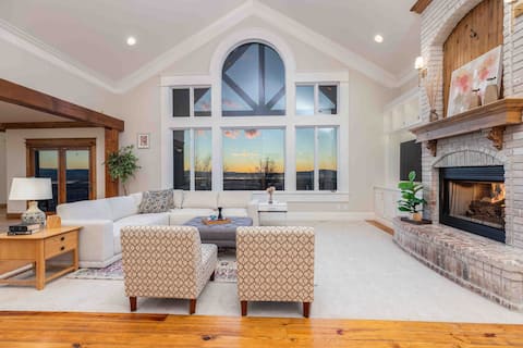 Expansive Views with Space & Comfort on 1.25 acres
