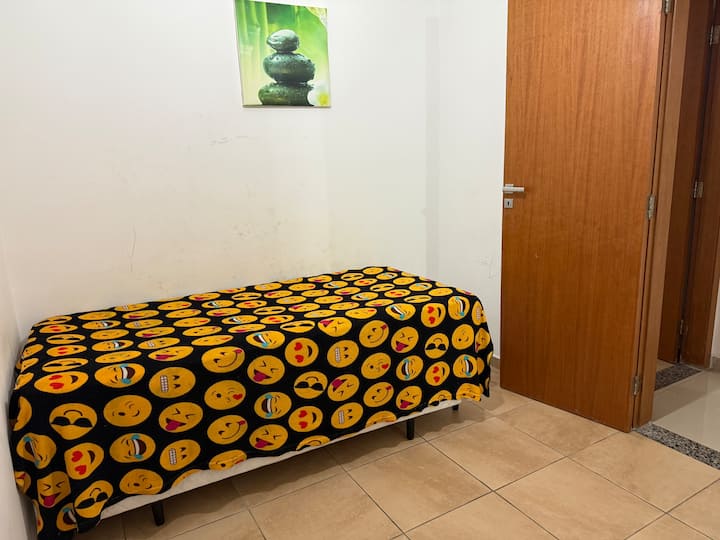 Dhomë gjumi 2