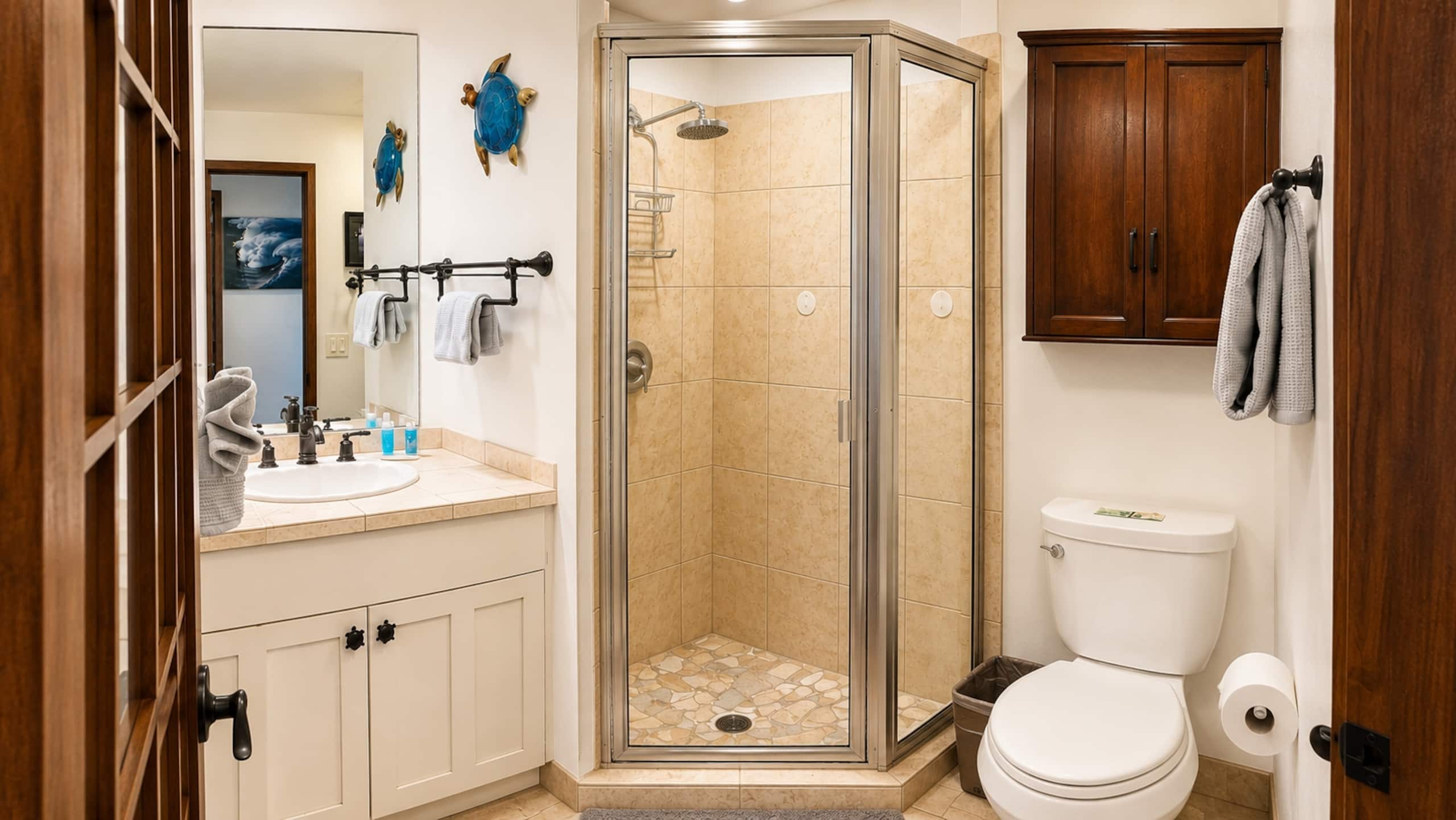OCEANFRONT, Prestigiously REMODELED Chic Condo** - Image 23