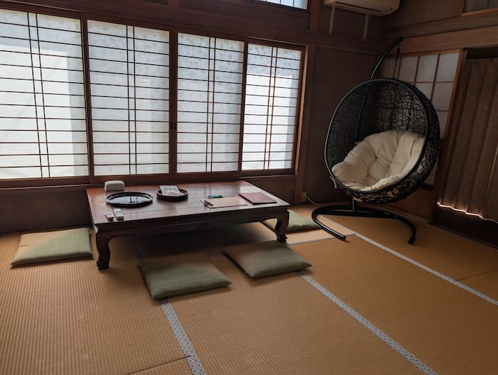 松山沖、柑橘の島でのんびり田舎暮らし　松山からフェリーで10分／興居島 - Matsuyama