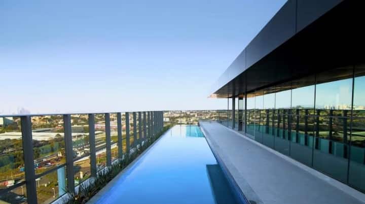 7th Avenue | Alto Padrão| Garagem Inclusa, Piscina - Curitiba