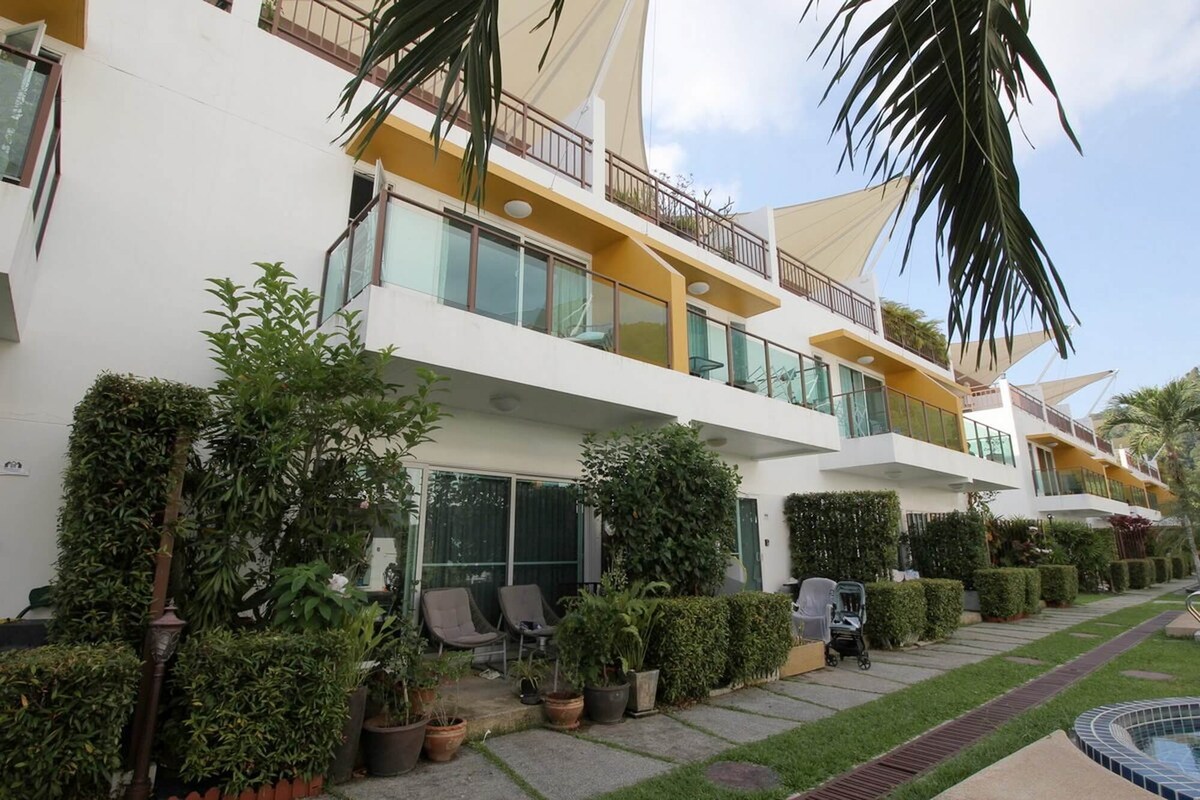 Gallery Detail: Modern 3Br Townhouse Pool Access Kamala