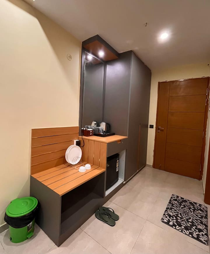 Couple's Paradise | Omaxe Hazratganj | Lucknow - Lucknow