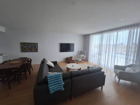 Top Airbnb: Waterfront apartment in St Leonards