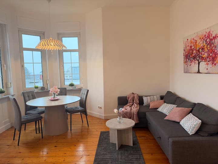 Liebevoll Renovierte Altbauwohnung - Bensheim