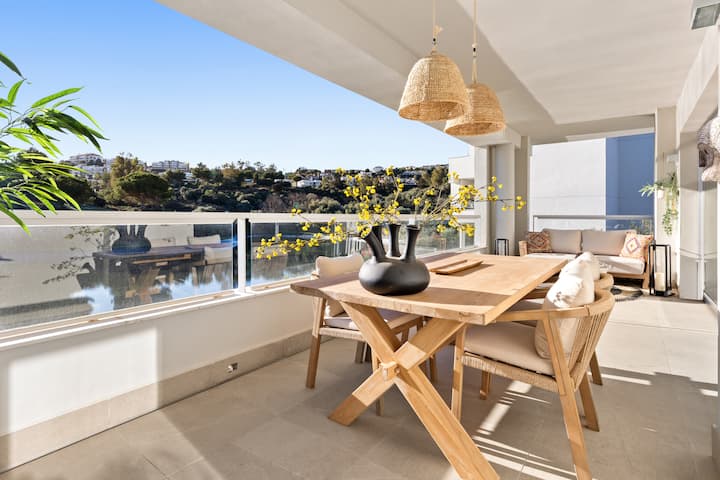Luxury Lake View Apartment at La Cala Golf Resort