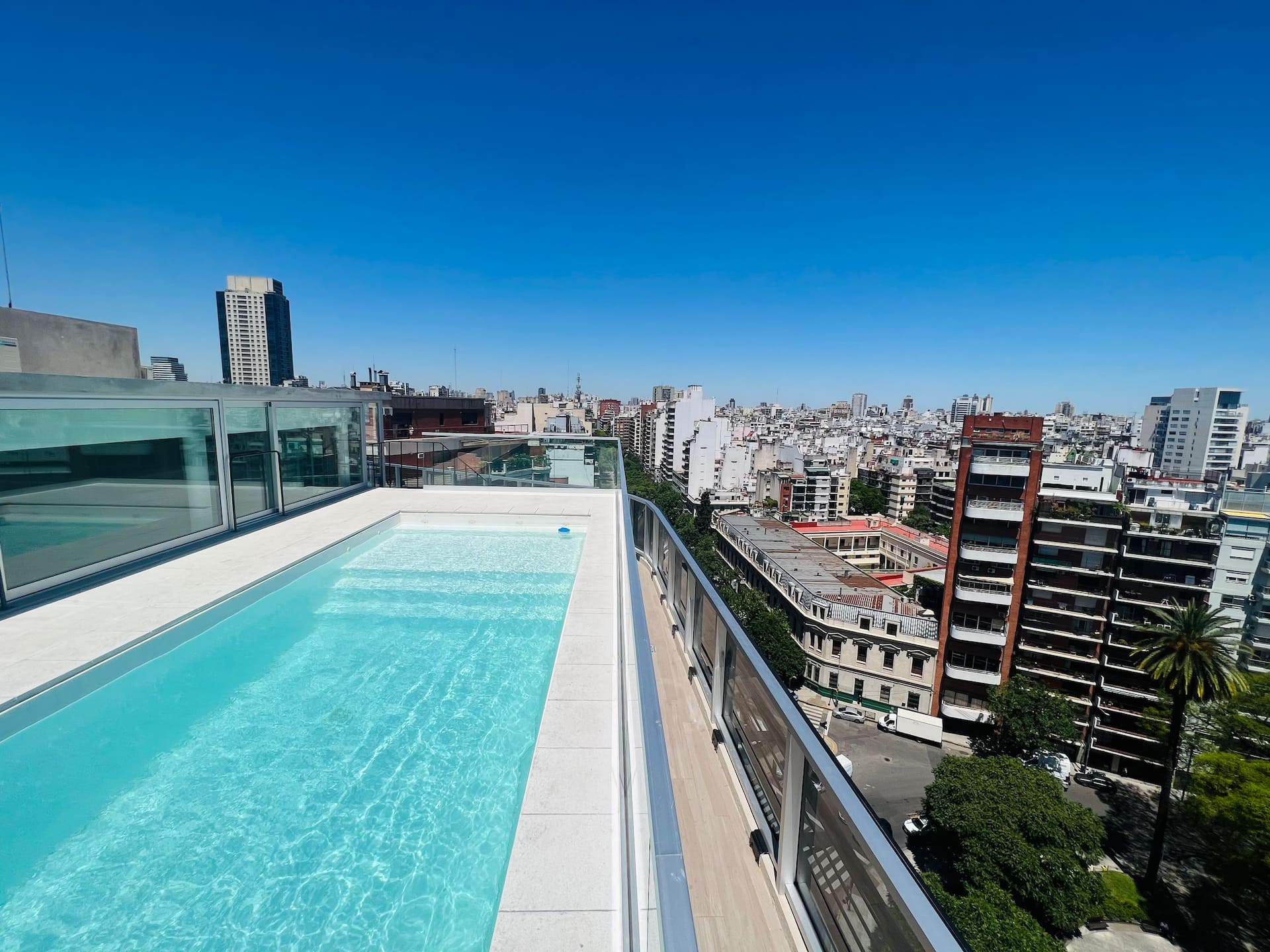 Kitnet com piscina e vista em Palermo
