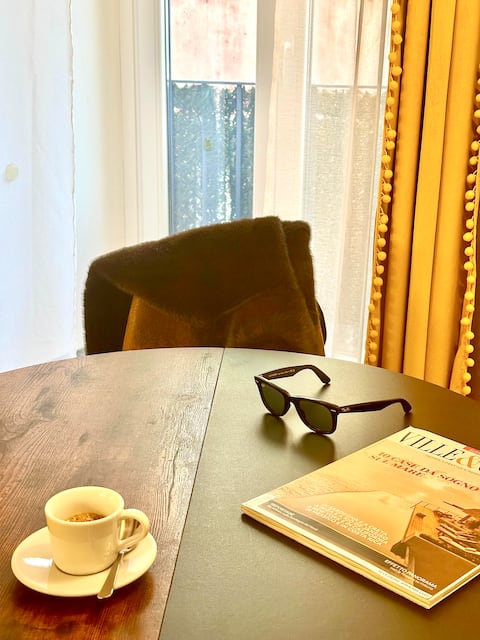 Annuncio Airbnb popolare: Conforti Suite• walking distance to the heart of Salerno a Salerno