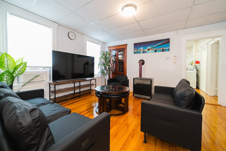 2br Worcester • 1min To Clark Uni W/parking 4/1 - Worcester