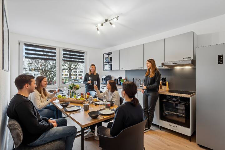 Premium Quartier One - 5 Zimmer & 2 Parkplätze - Halle (Saale)