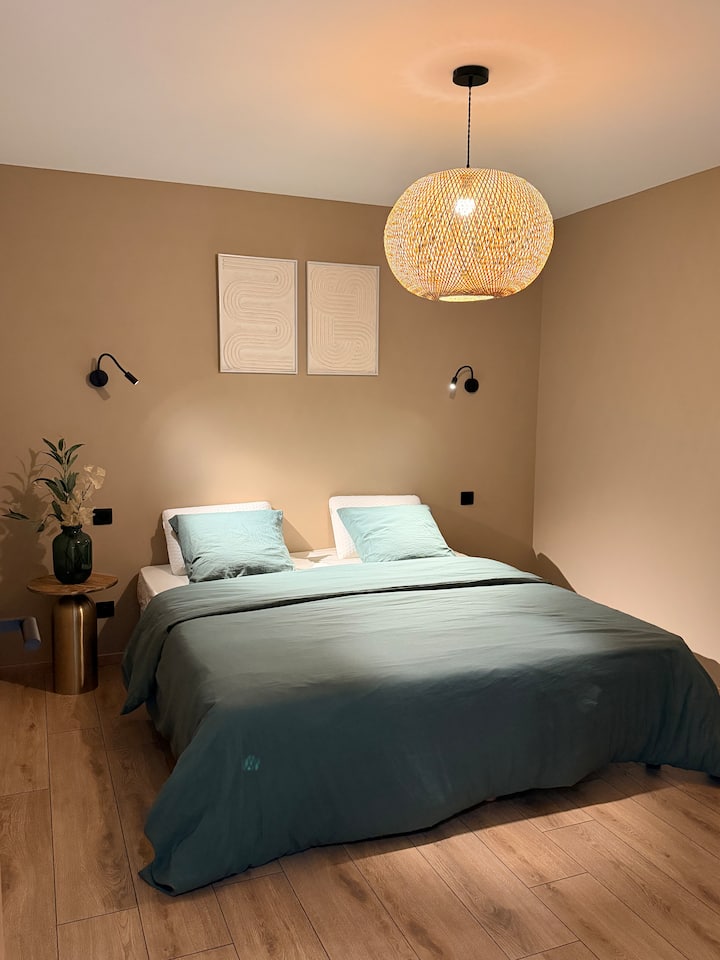 غرفة النوم 1