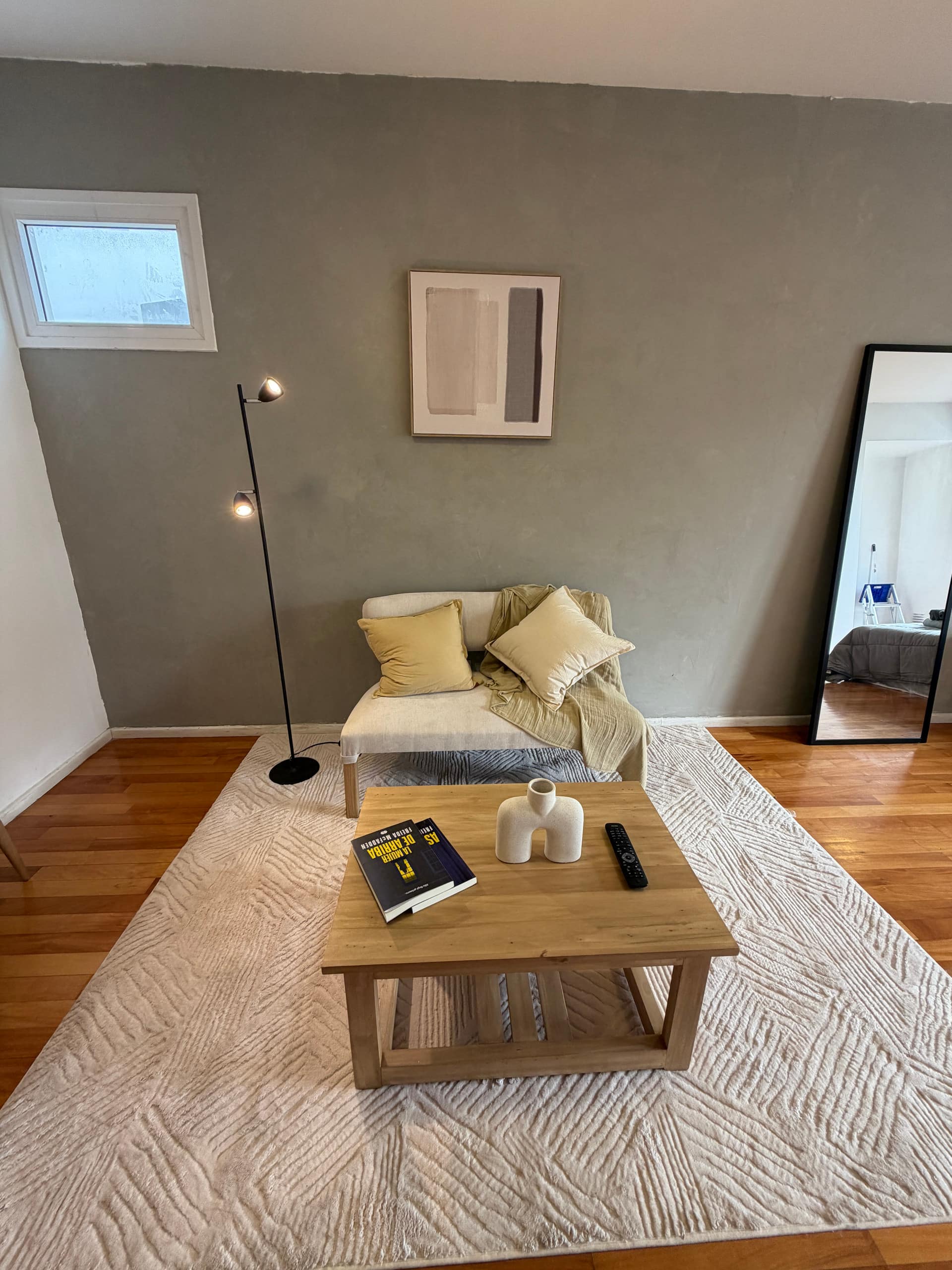 1 quarto com varanda e ar-condicionado