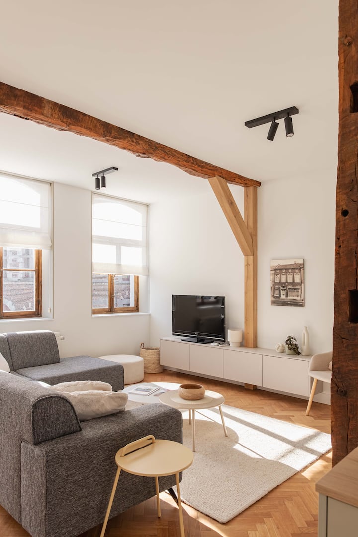 Sfeervolle Vakantiewoning In Centrum Borgloon - Borgloon