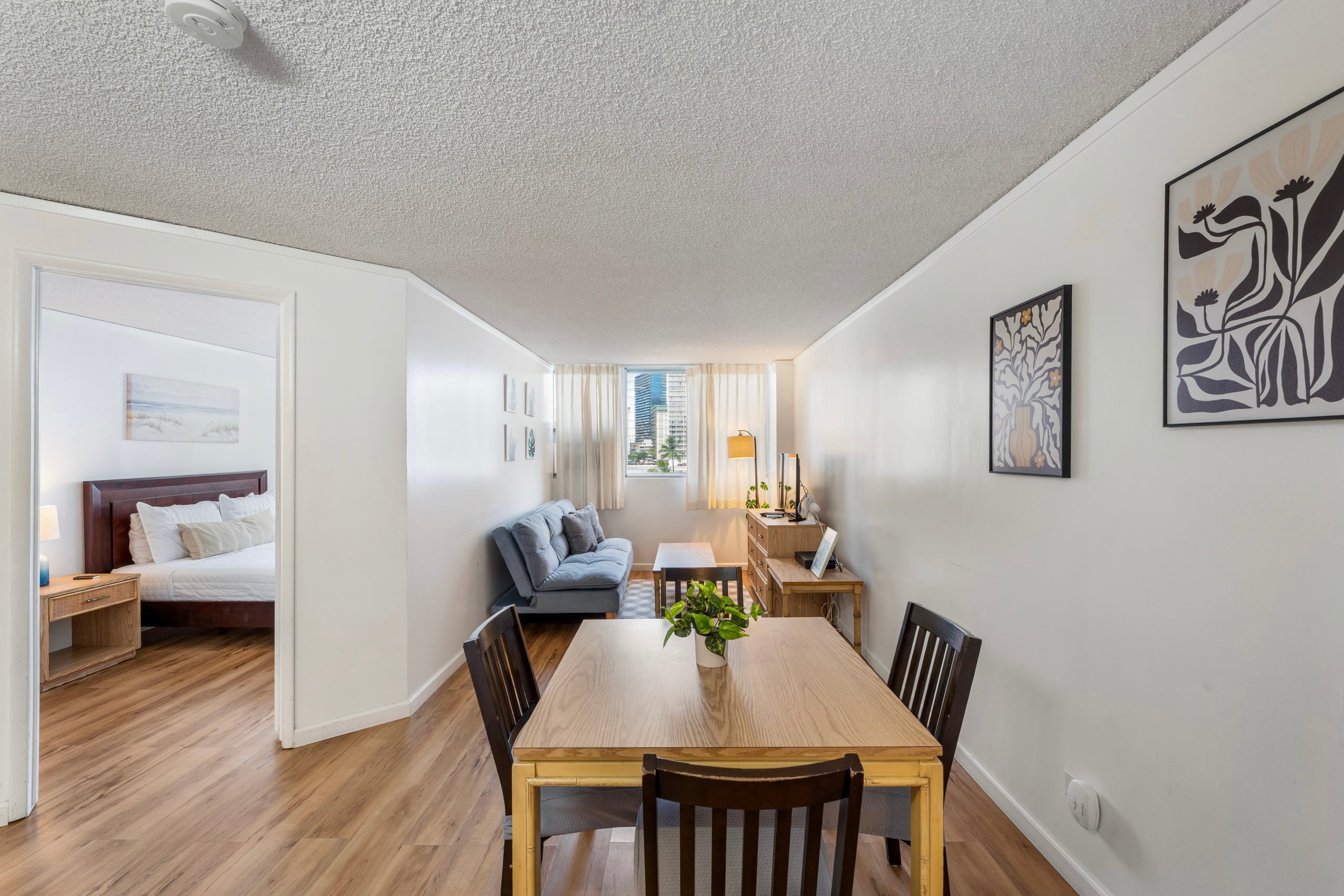 Convenient location 1 bdrm in Waikiki with Parking - Image 14
