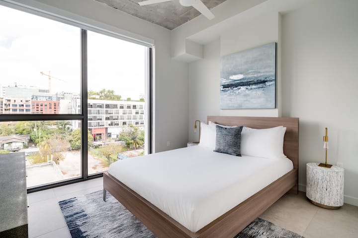Kasa | Accessible 2bd Explore Wynwood Area | Miami - Miami, FL